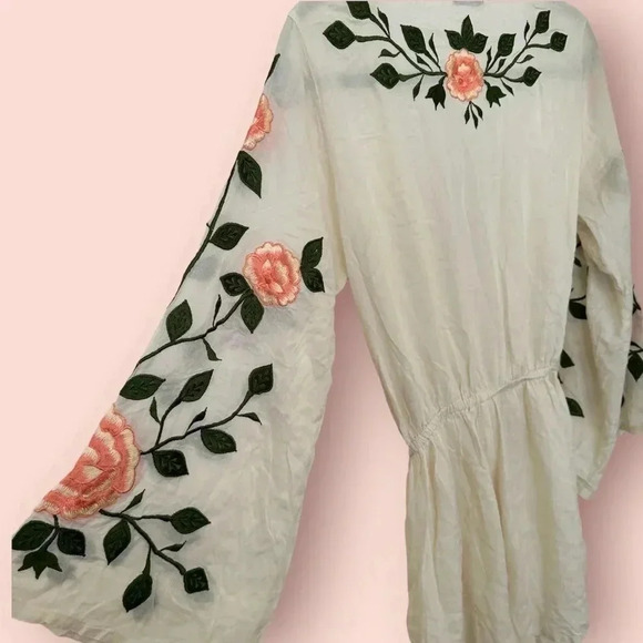 Buddha Sayulita Embroidered Avalon Rose Floral Tie front romper shorts onesie - Picture 4 of 11